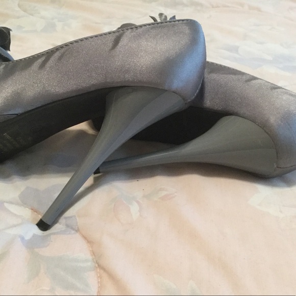 Lady Luxe Satin Gray Platform Heels - Picture 7 of 8